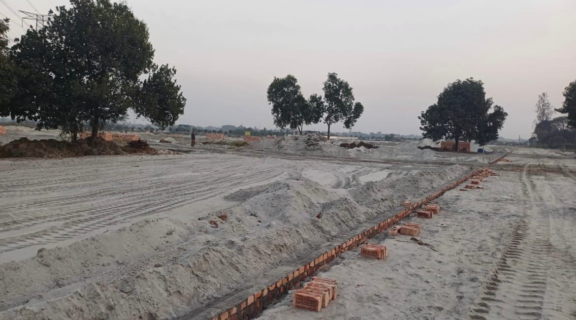 Abakash Lake View Society photo 2
